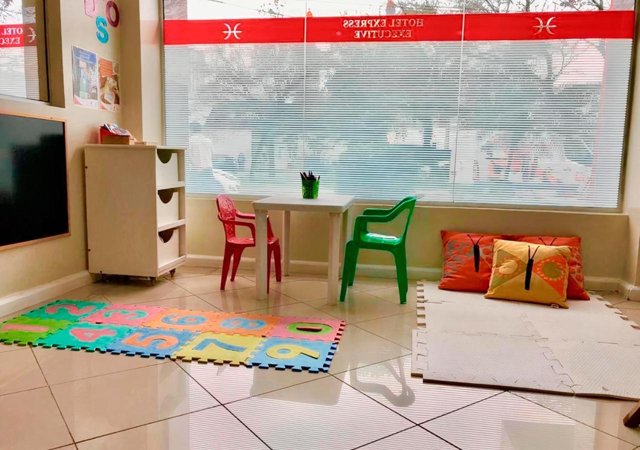 Hotel Suarez Executive נובו המבורגו מראה חיצוני תמונה