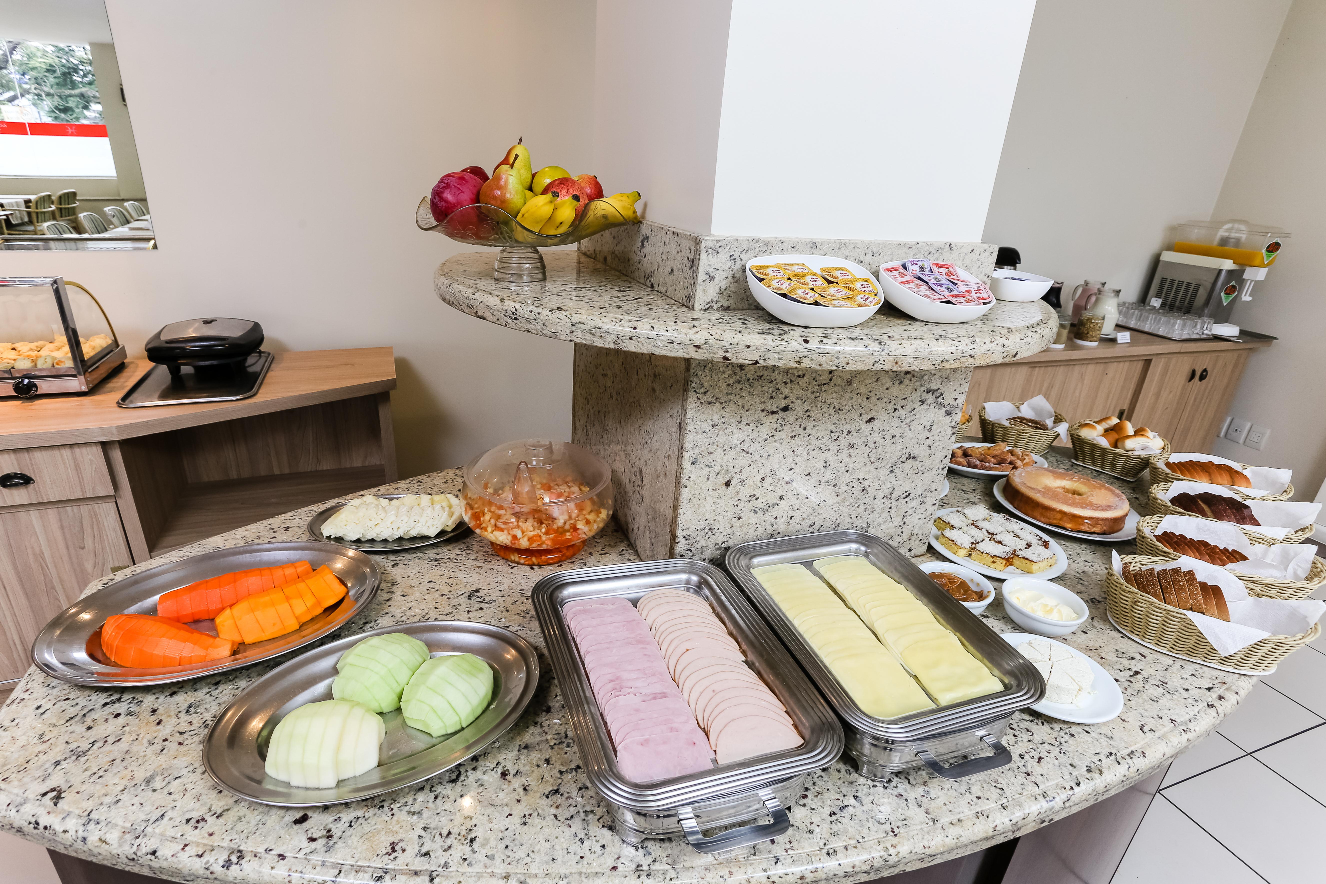 Hotel Suarez Executive נובו המבורגו מראה חיצוני תמונה